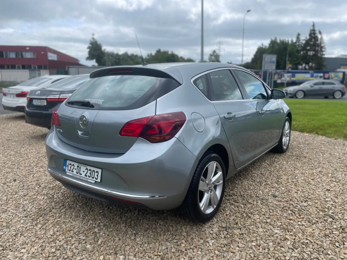2013 Vauxhall Astra - Image 4