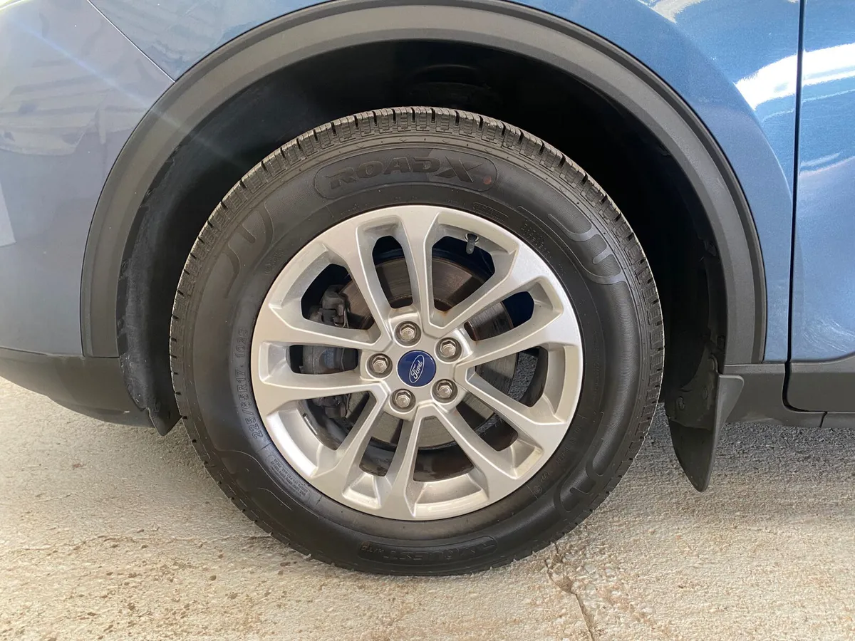 2020 FORD KUGA 1.5TDCi TITANIUM 120PS 5DR - Image 4