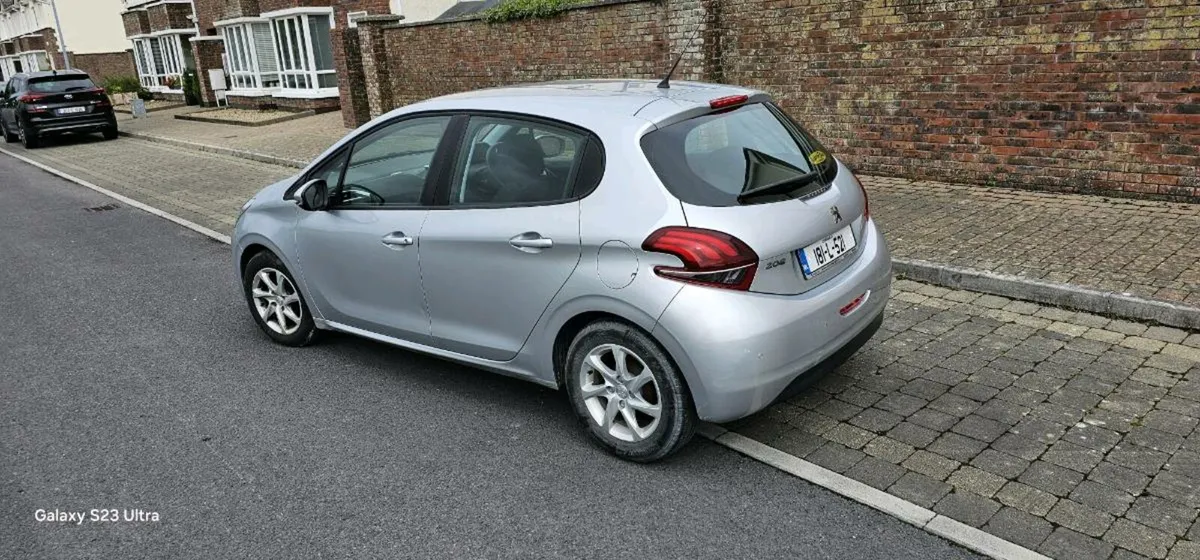 181 peugeot 206 1.2 petrol only 10k miles. - Image 4