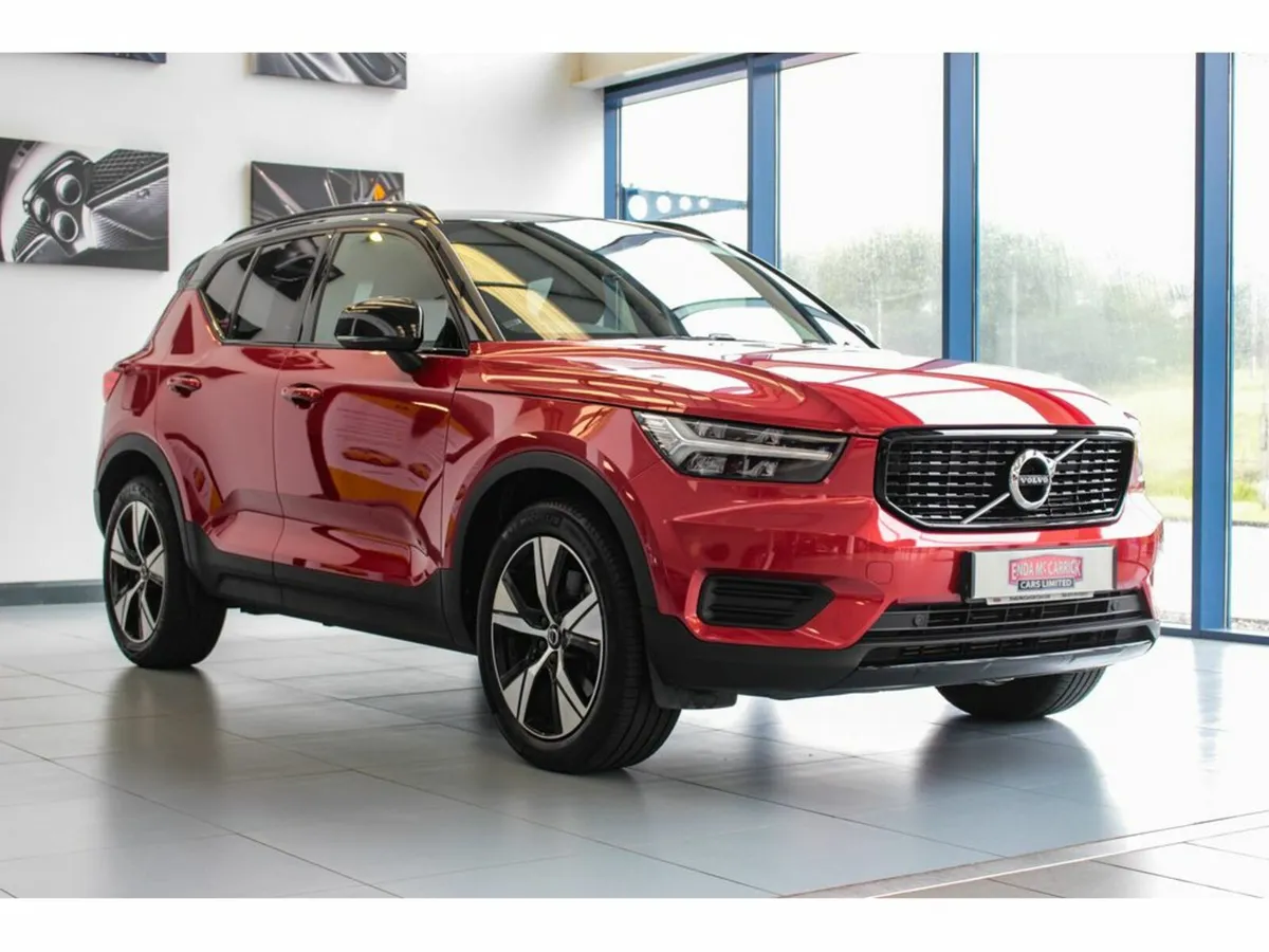 Volvo XC40 T4 R Design PHEV 208BHP - Image 3