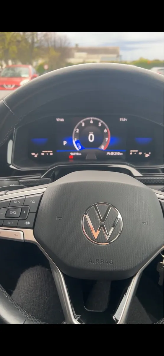 Volkswagen Taigo AUTO - Image 4