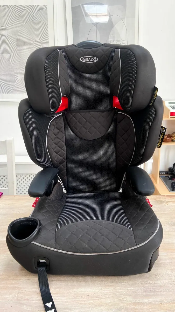 Graco Affix Group 2-3 Car Seat - Black | 15-36 kg - Image 2