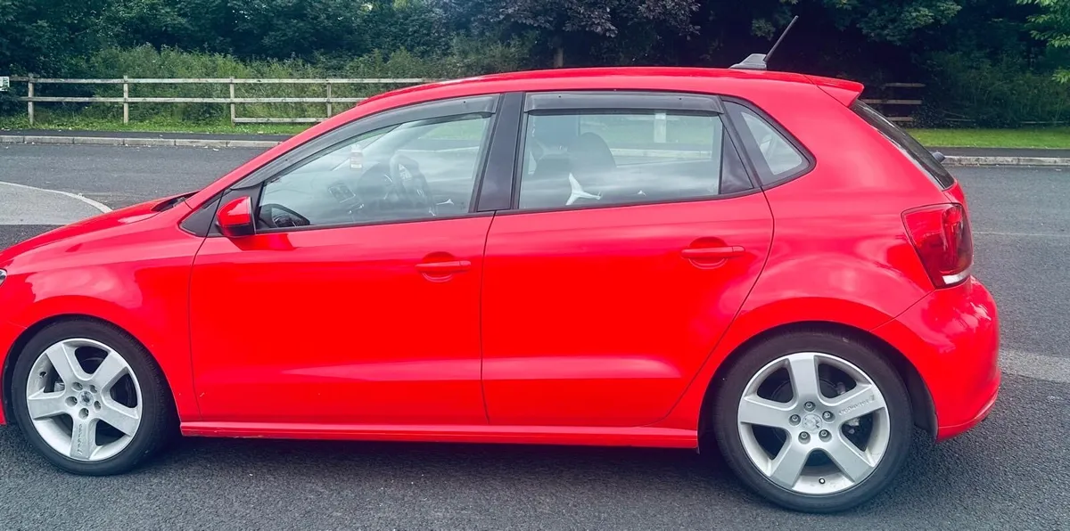 Volkswagen Polo 141 Automatic Red New NCT 09/26 - Image 4