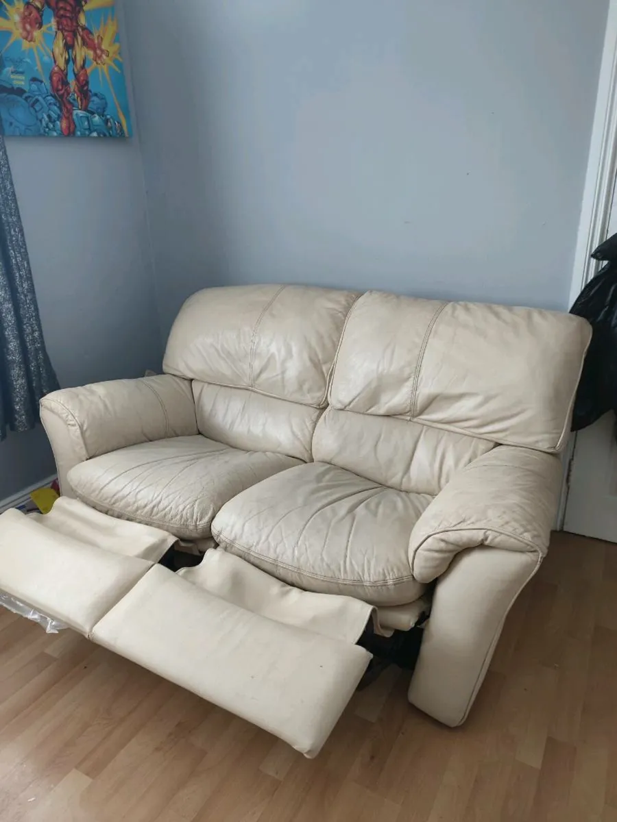 Cream leather 2 Seater Recliner - Image 2