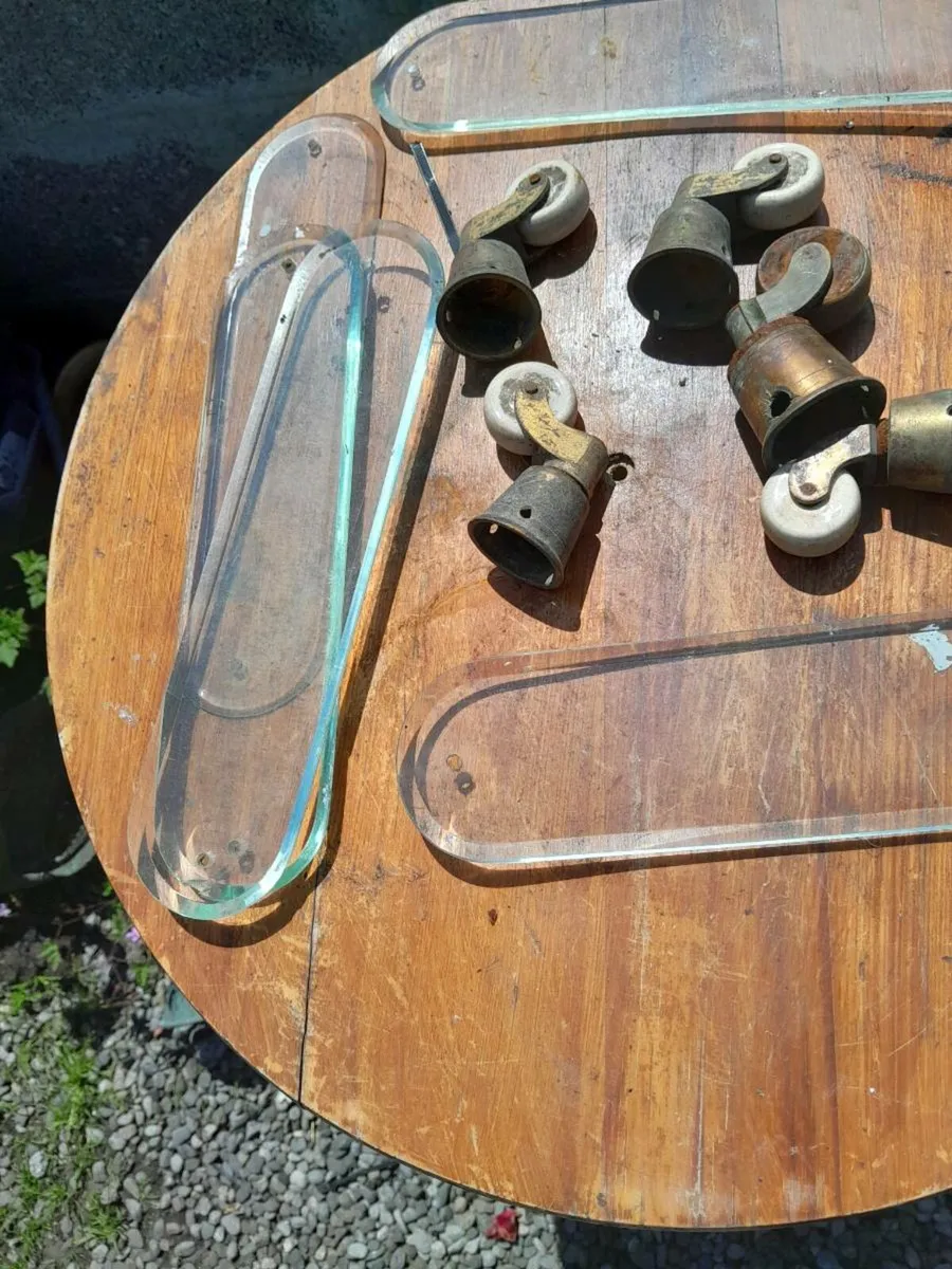 Door furnishers - Image 3