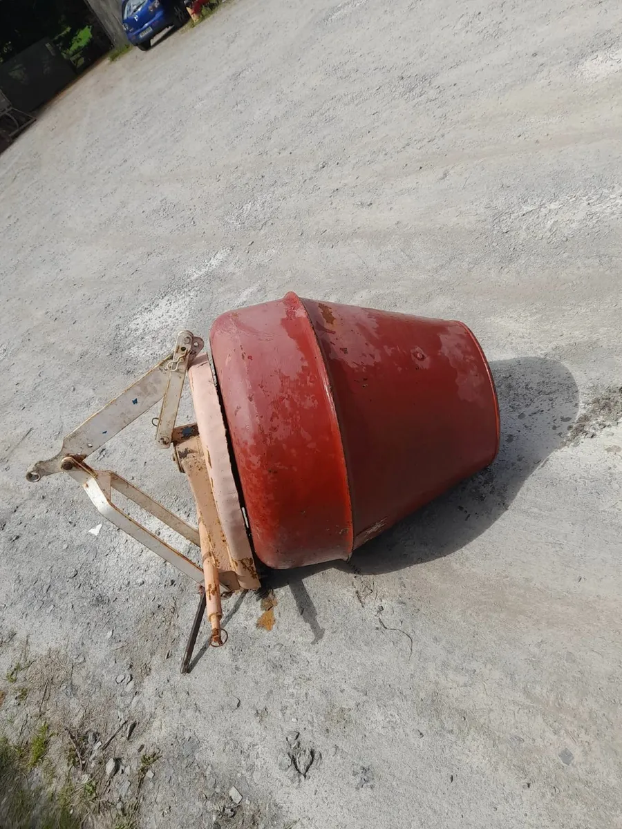 agro tractor concrete mixer - Image 2