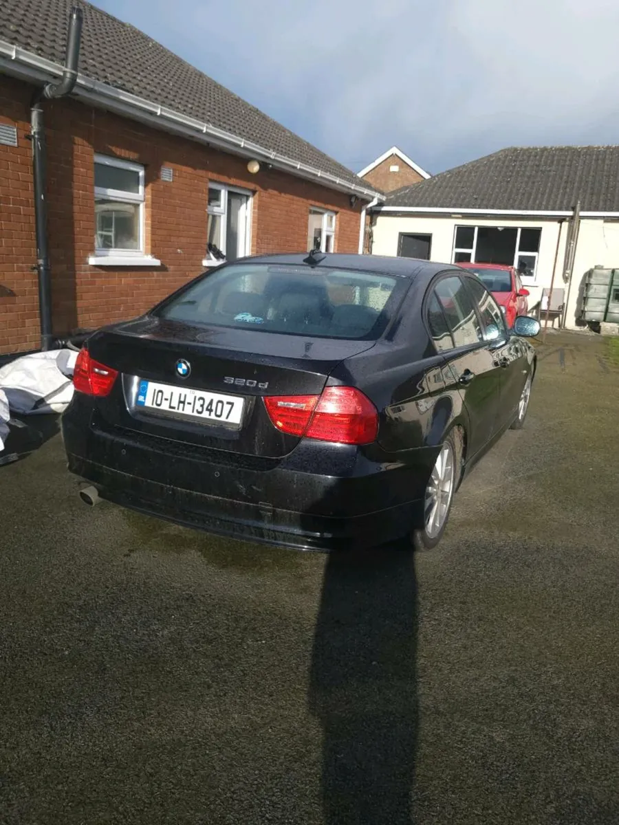 BMW 320d 3 series 2010 - Image 2