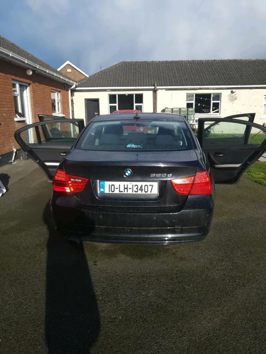 BMW 320d 3 series 2010 - Image 3