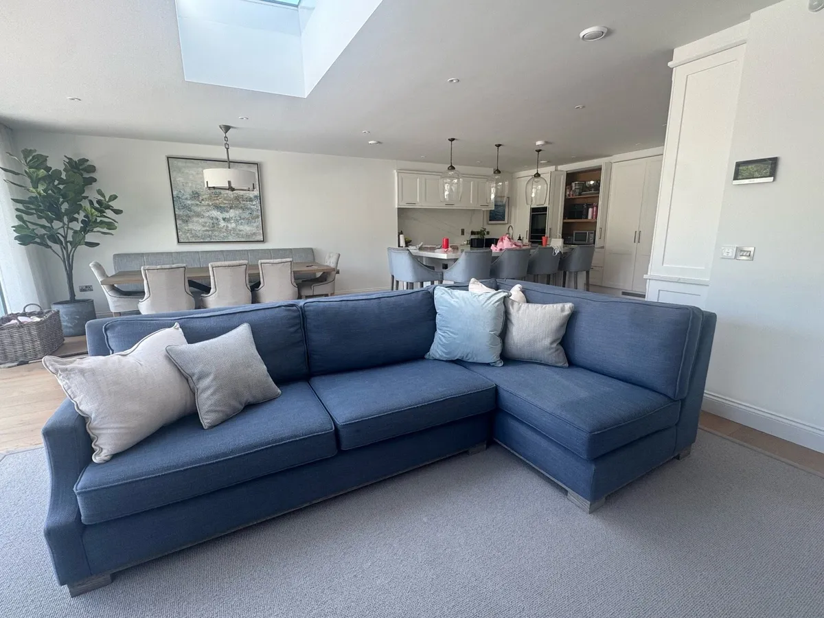 Corner Sofa - Image 1