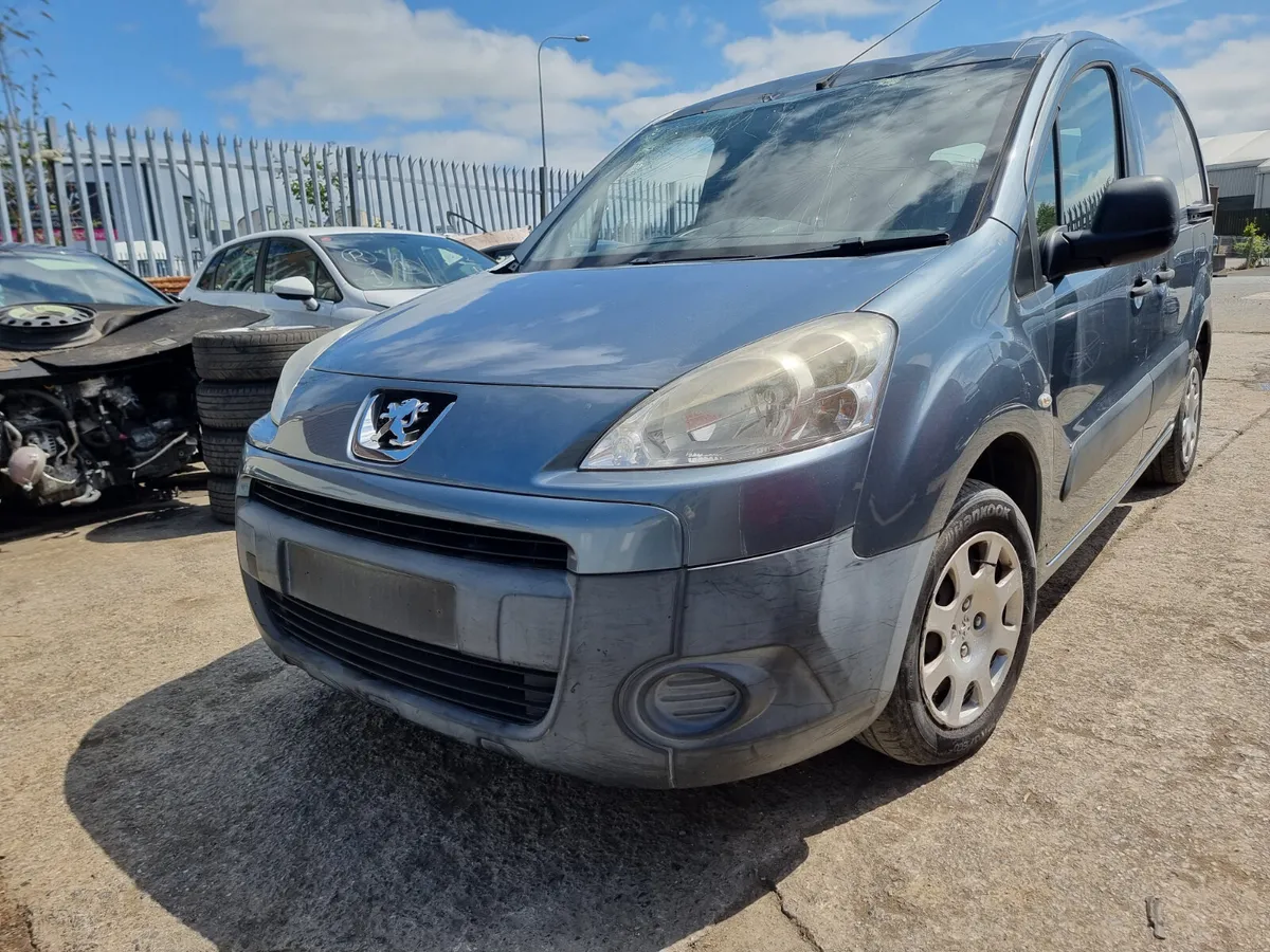 12 PEUGEOT PARTNER 1.6 HDI FOR BREAKING - Image 1