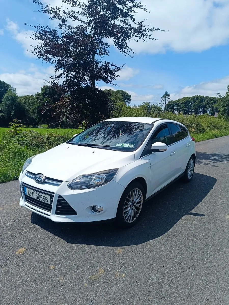 Ford Focus 2012 - Image 2