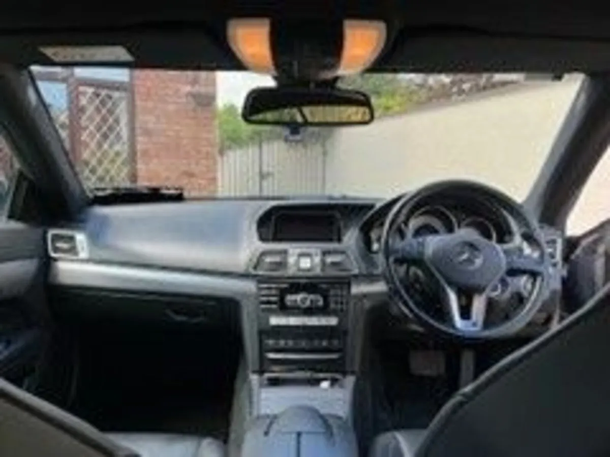 Mercedes-Benz E-Class 2015 - Image 3