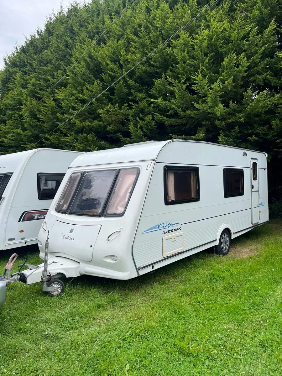 Elddis firestorm 6 berth fixed bunk bed - Image 2