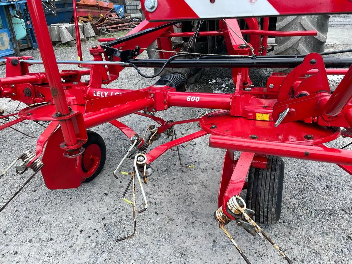 Lely lotus 600.   2012 - Image 2