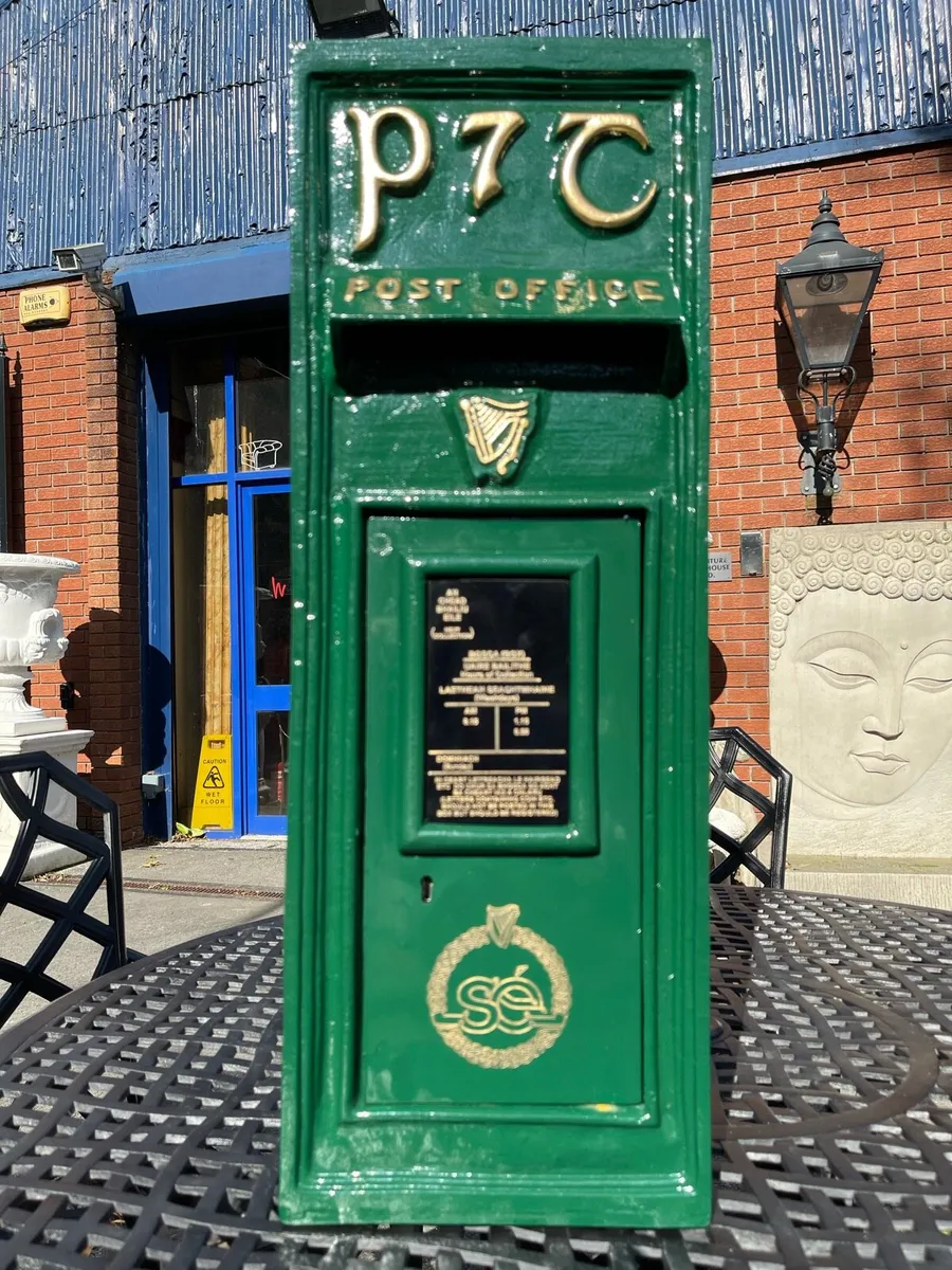 Saorstat Eireann post box - Image 3
