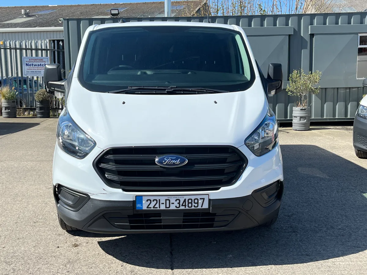 Ford Transit Custom 2022 - Image 2