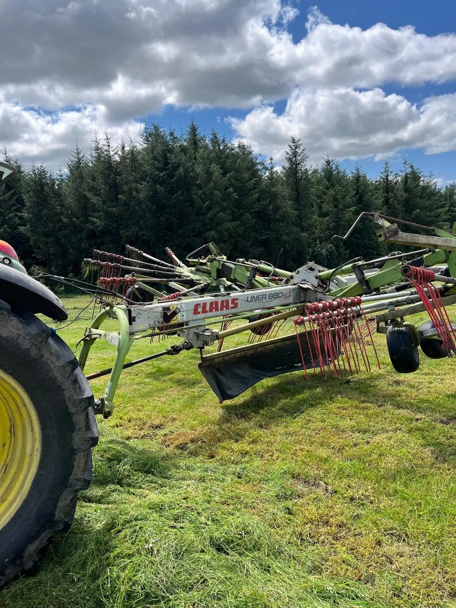 Claas 880 Rake - Image 3