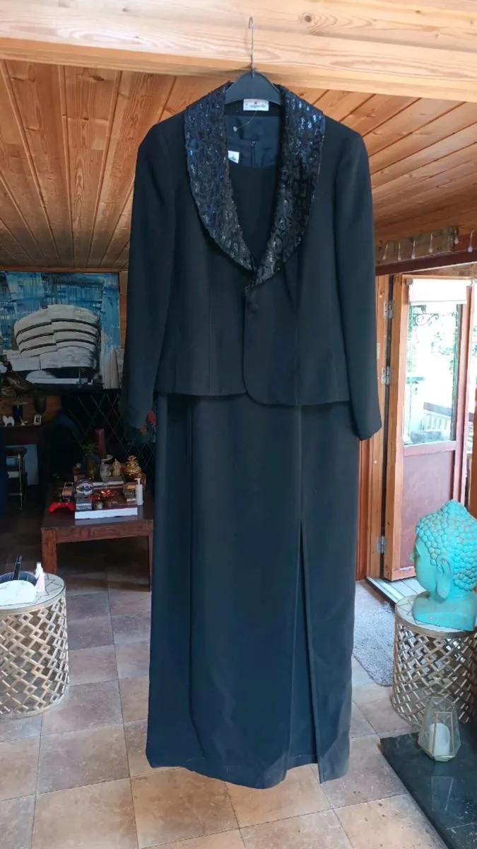 Ladies dress and jacket, Elinette, D18 post 6e - Image 1