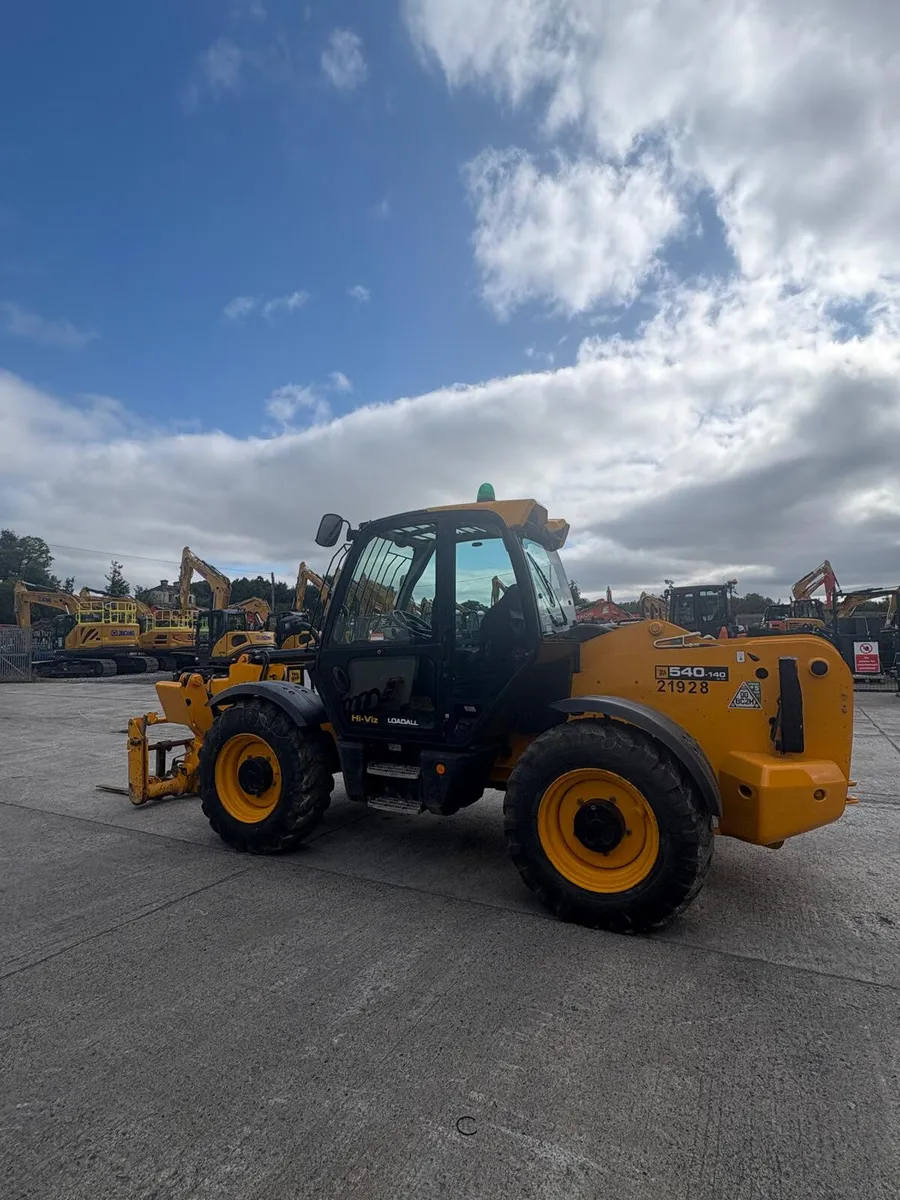 2021 JCB 540V140 Telehandler - Image 3
