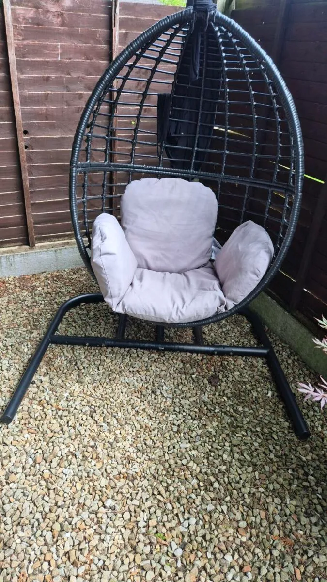 Hanging Garden Chair - Image 3