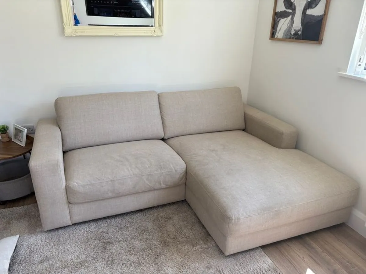sofa - Image 4