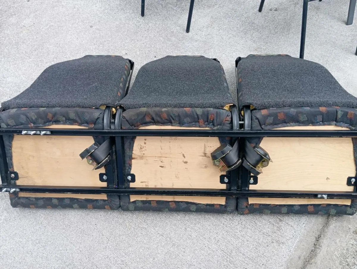 Crew cab seats, - Image 2