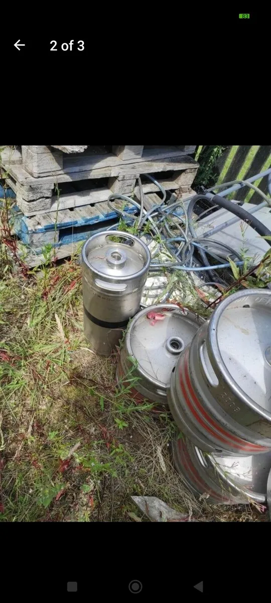 Empty barrels - Image 2