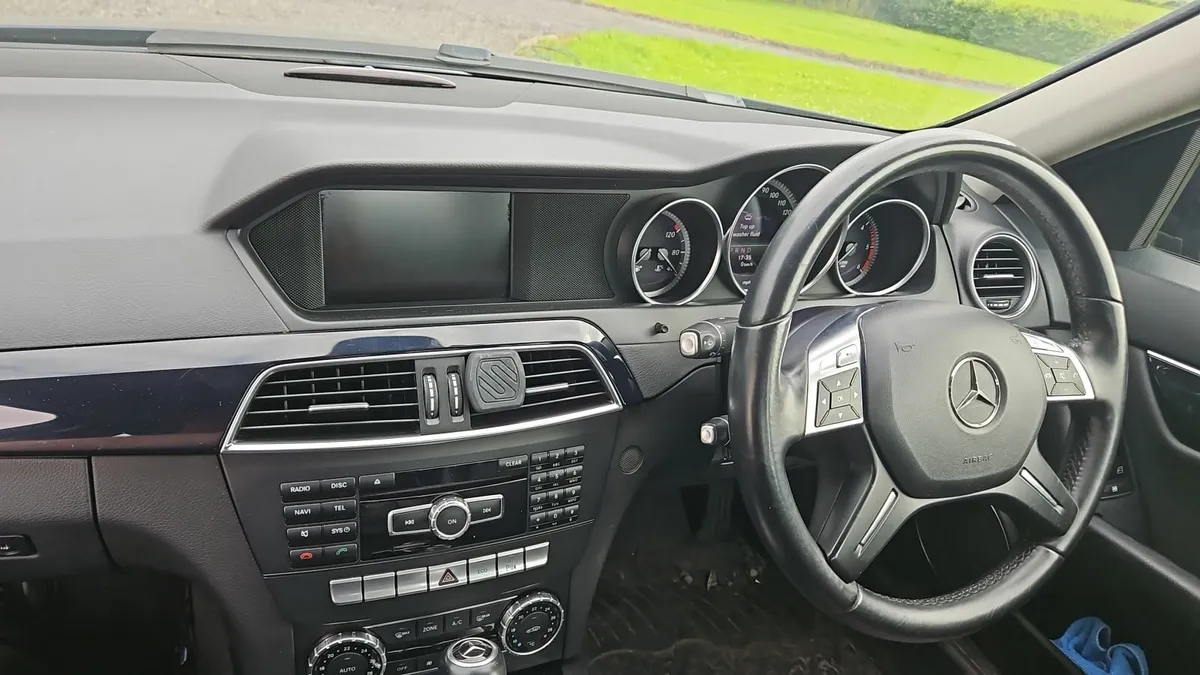 Mercedes-Benz C-Class 2013 - Image 3
