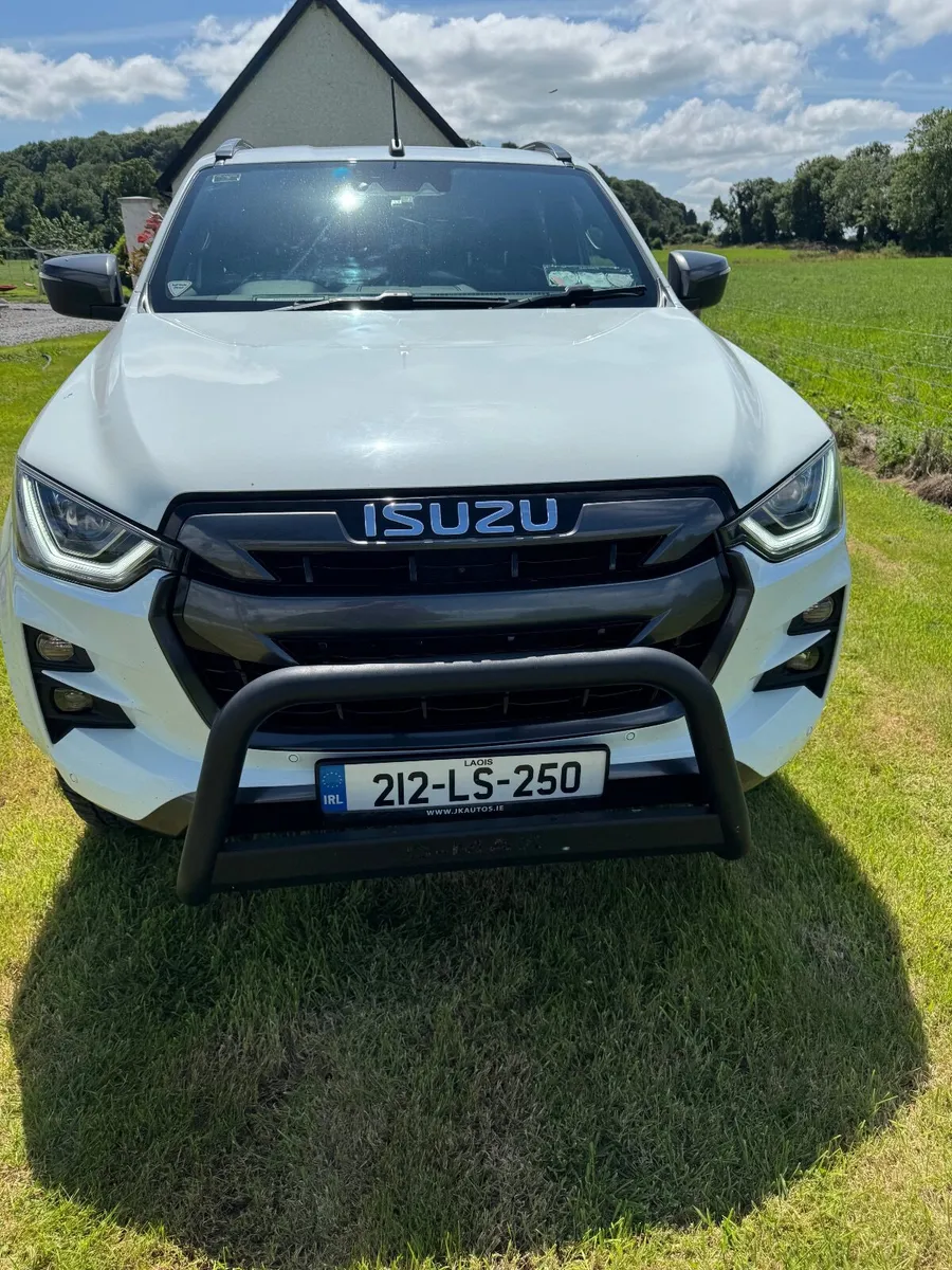 Isuzu D-Max 2021 - Image 1