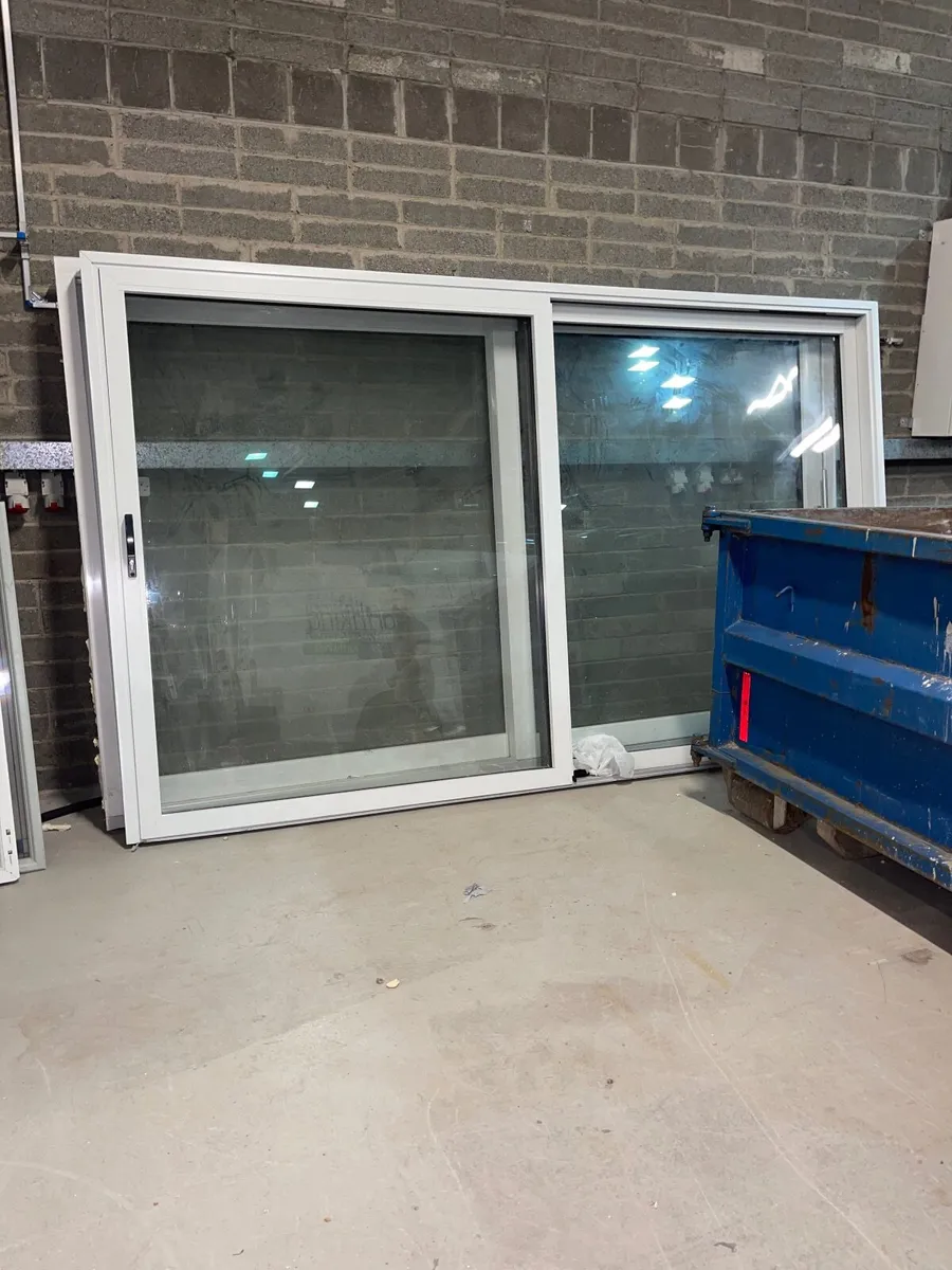 sliding doors - Image 1