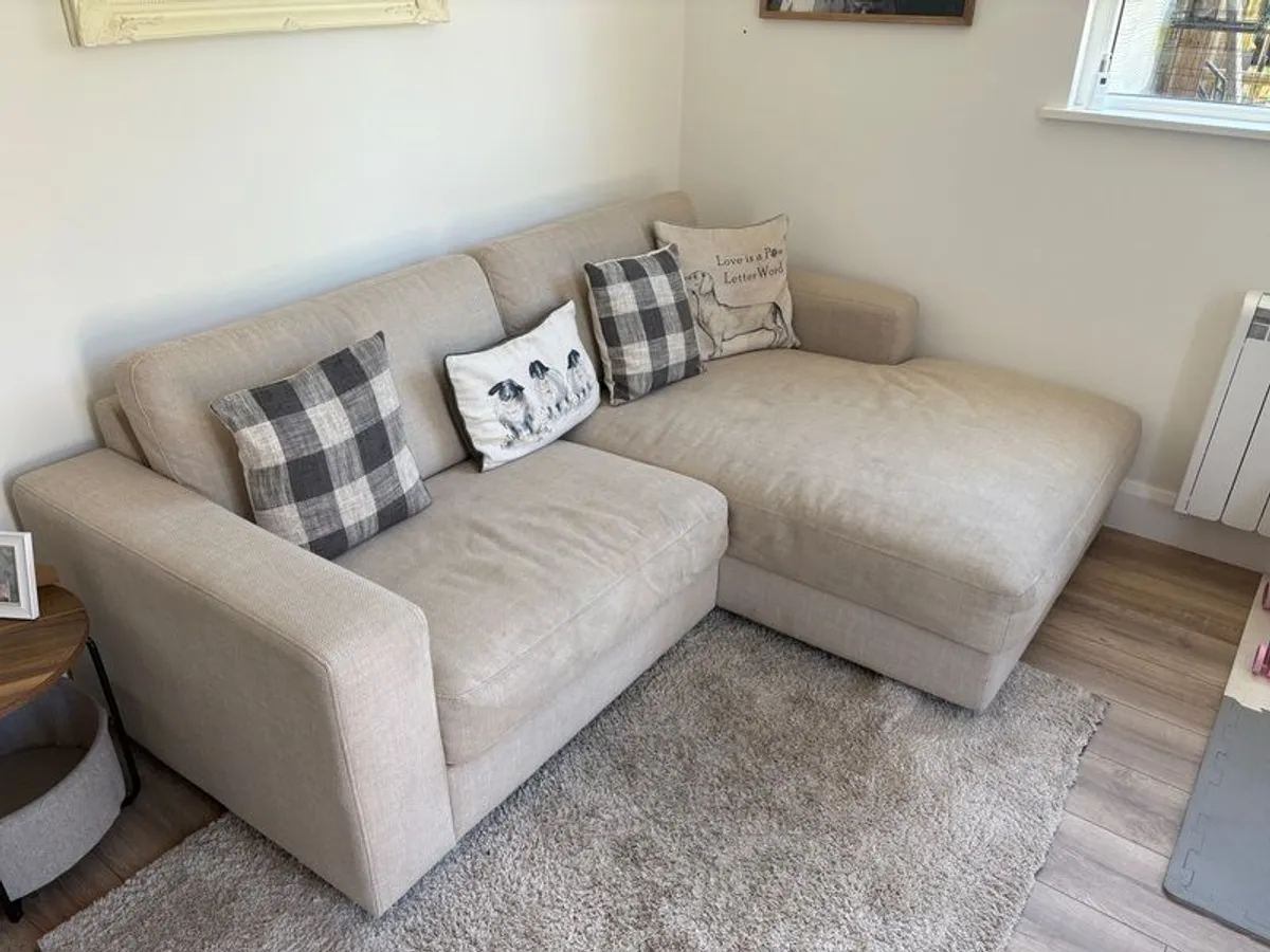 sofa - Image 2