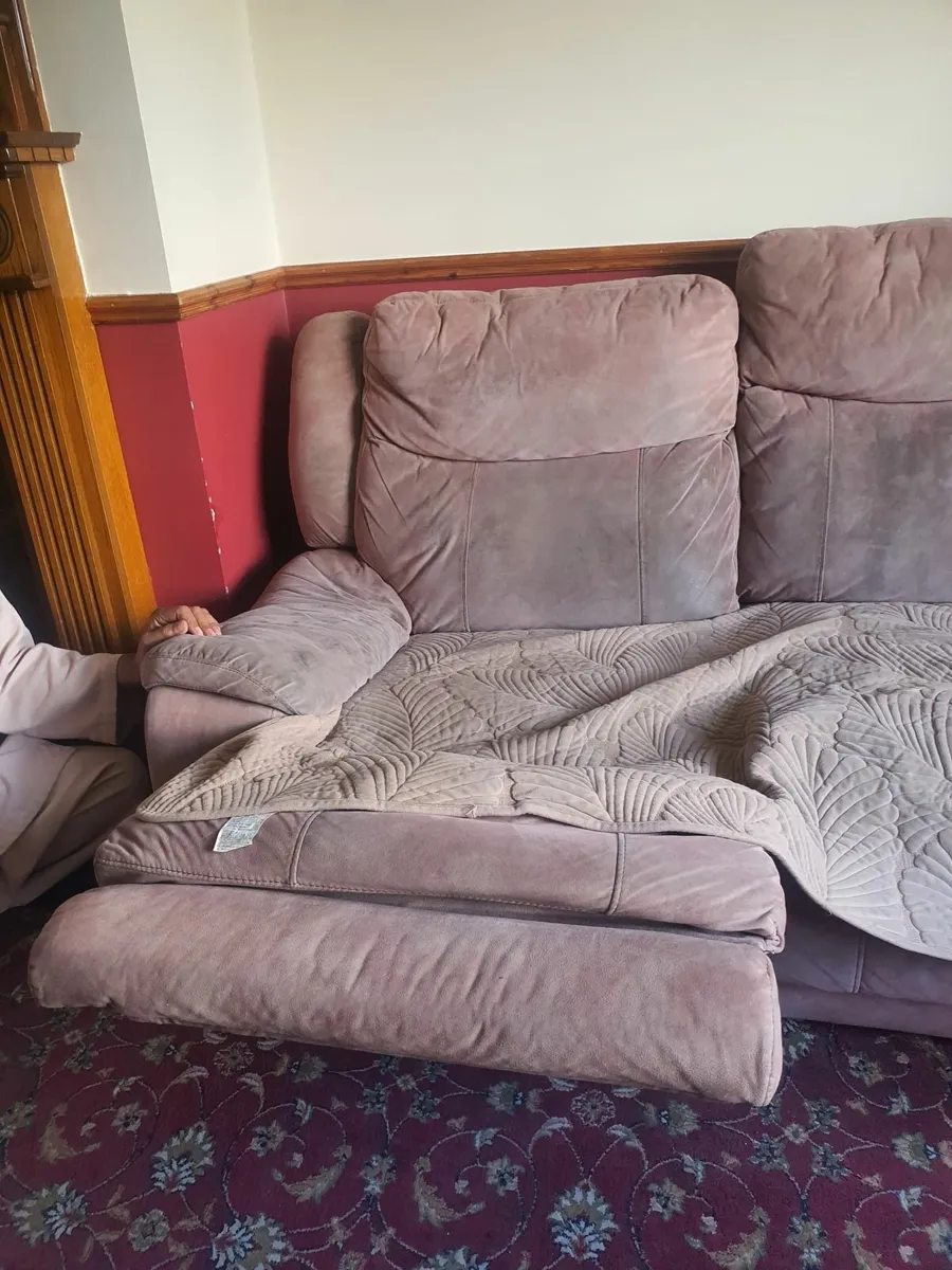 3 + 3 seater recliner sofa - Image 3
