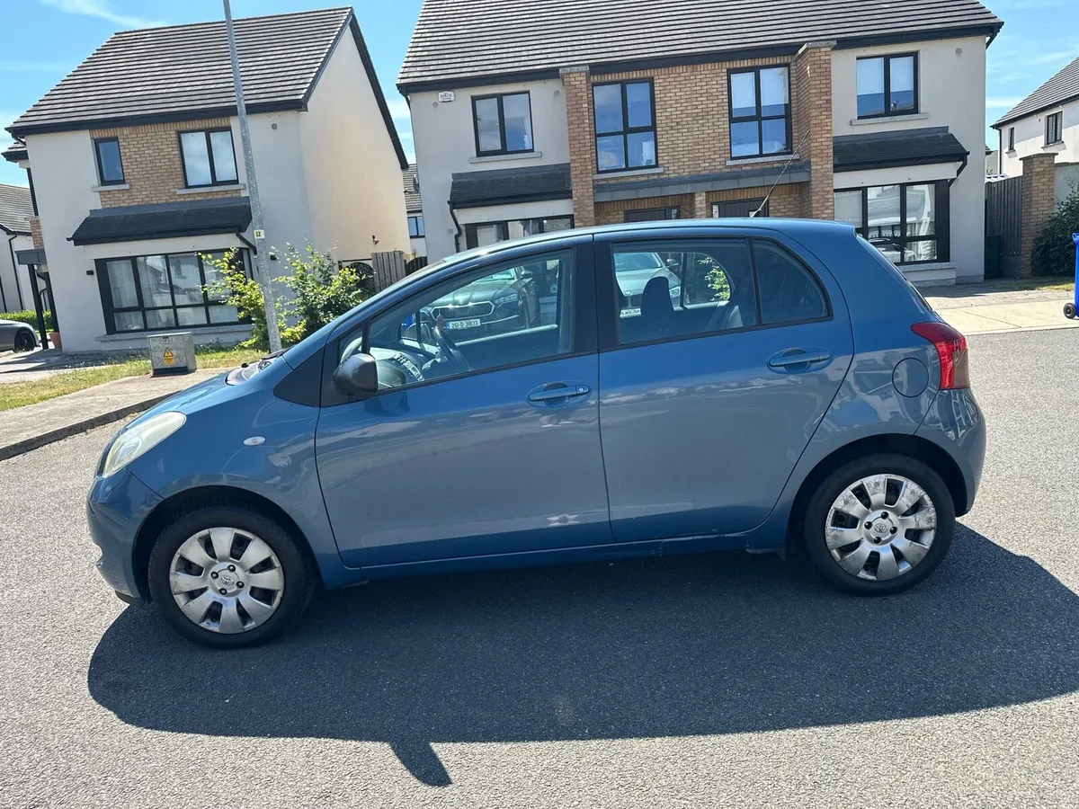 Toyota Yaris 1.0 petrol - Image 2