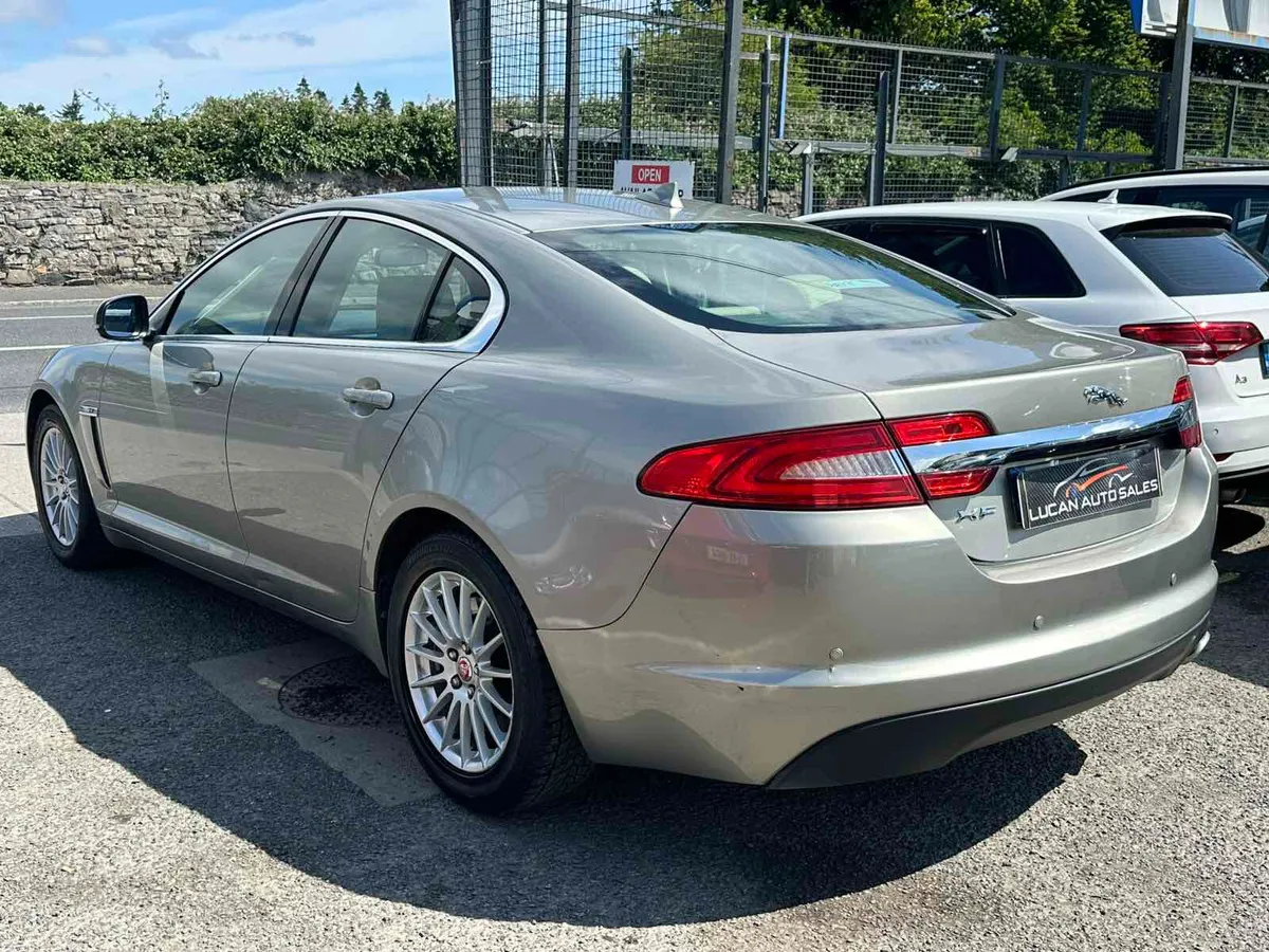 2014 Jaguar XF Automatic - Image 4