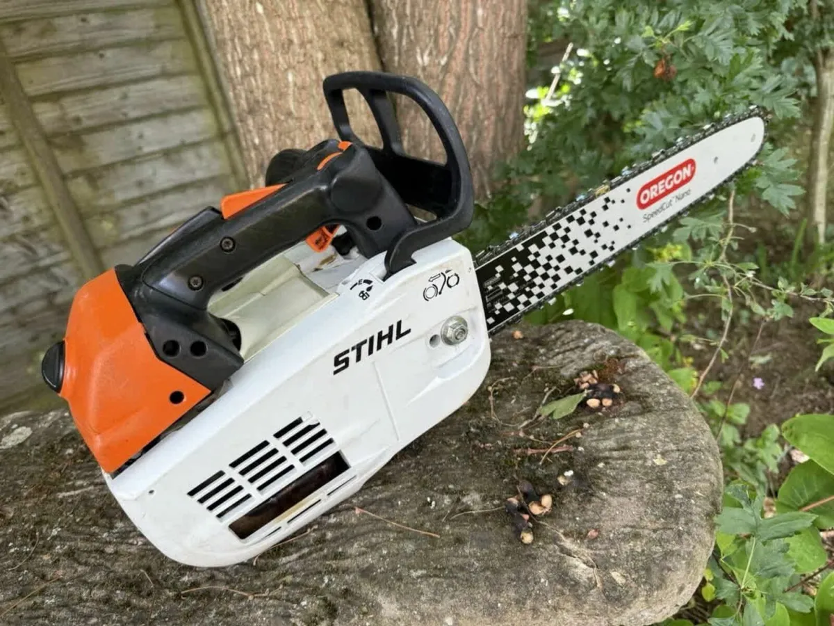Stihl MS201t Petrol Top Handle Chainsaw - Image 2