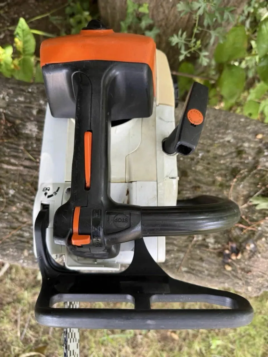 Stihl MS201t Petrol Top Handle Chainsaw - Image 4