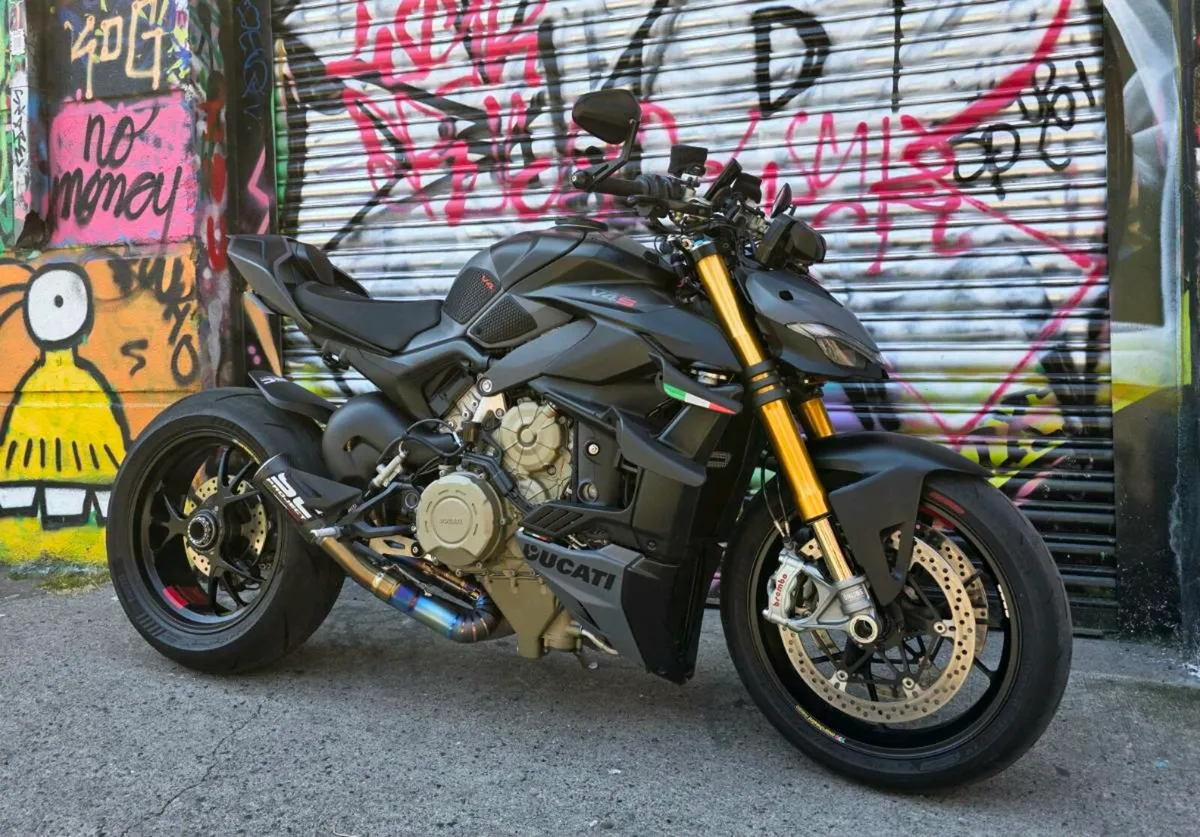 Ducati Streetfighter V4S #2 YEAR DUCATI WARRANTY# - Image 1