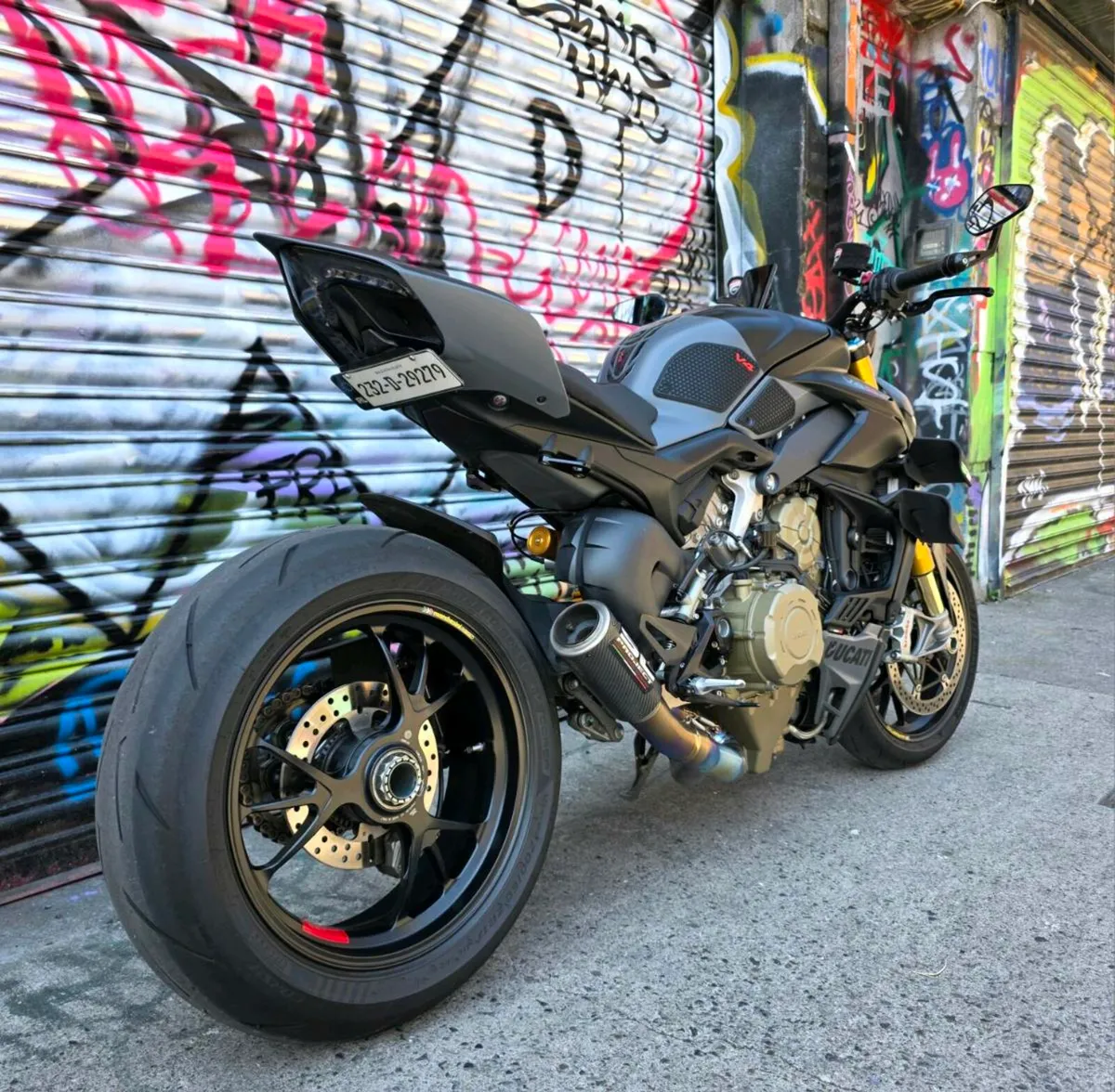 Ducati Streetfighter V4S #2 YEAR DUCATI WARRANTY# - Image 3