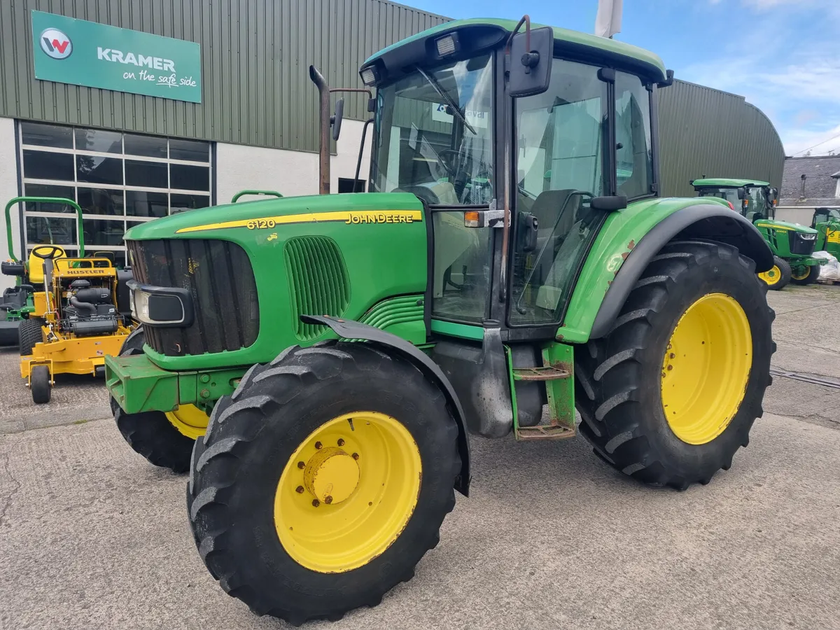 John Deere 6120 SE (2006) - Image 1