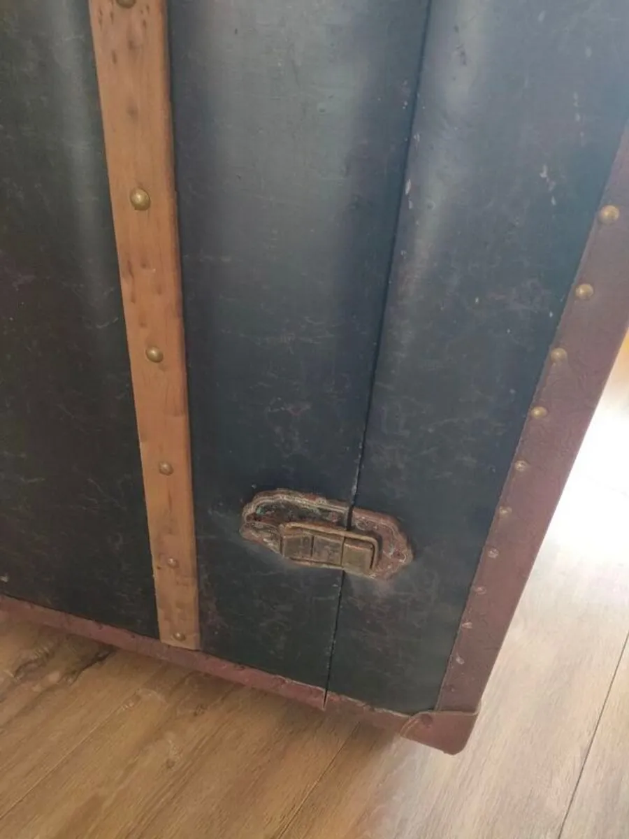 Vintage bar Trunk - Image 3