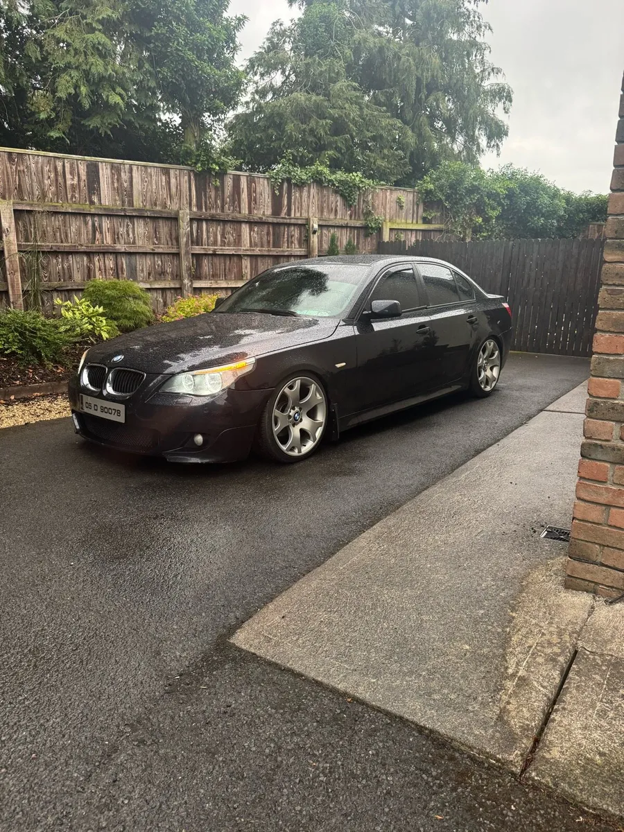 BMW 525D - Image 1