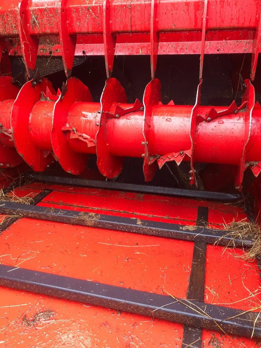 Kverneland 863 Straw Blower - Image 1