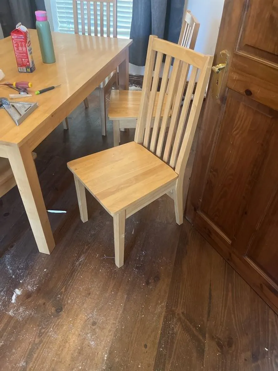 Dinner table - Image 3
