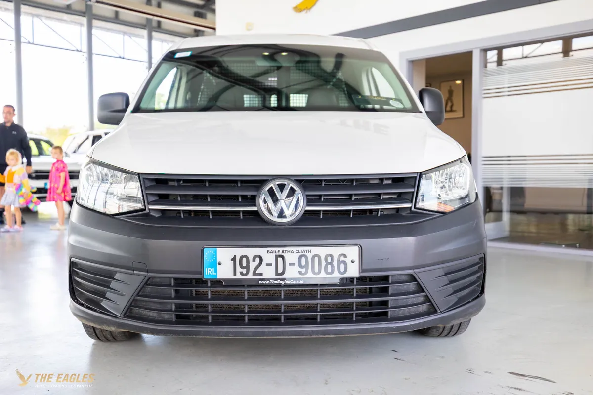 Volkswagen Caddy PVM TDI 102HP MANUAL 5SPEED 5DR - Image 2