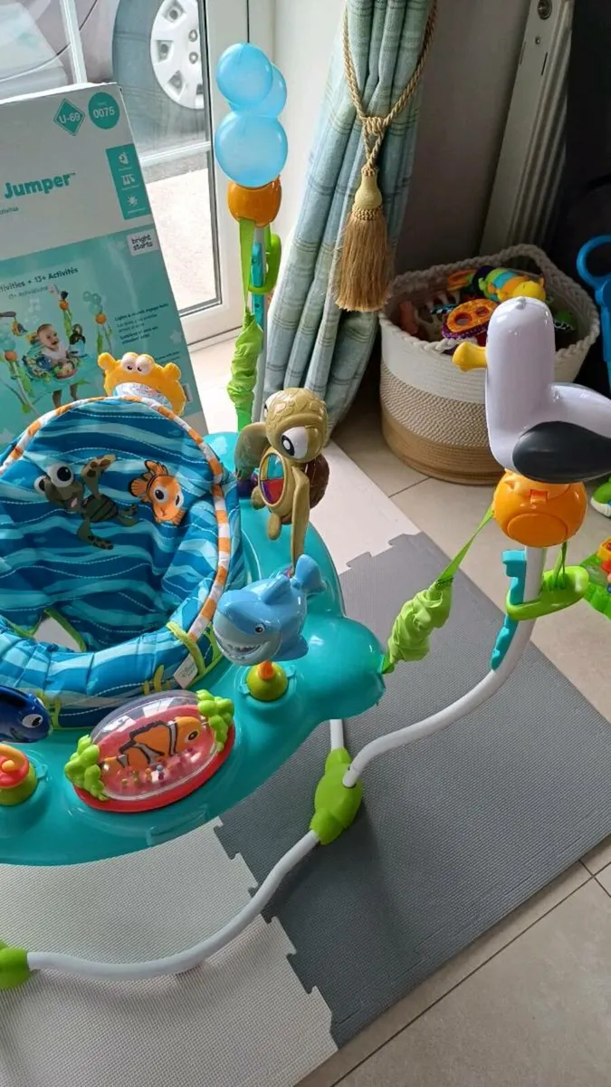 Baby Jumparoo excellent condition - Image 3