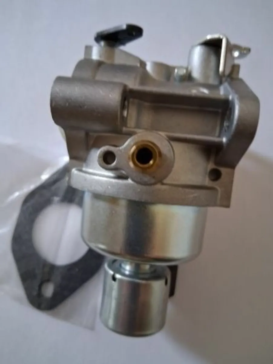 Carburettor for ride on mower engine 15HP. Fits mo - Image 2