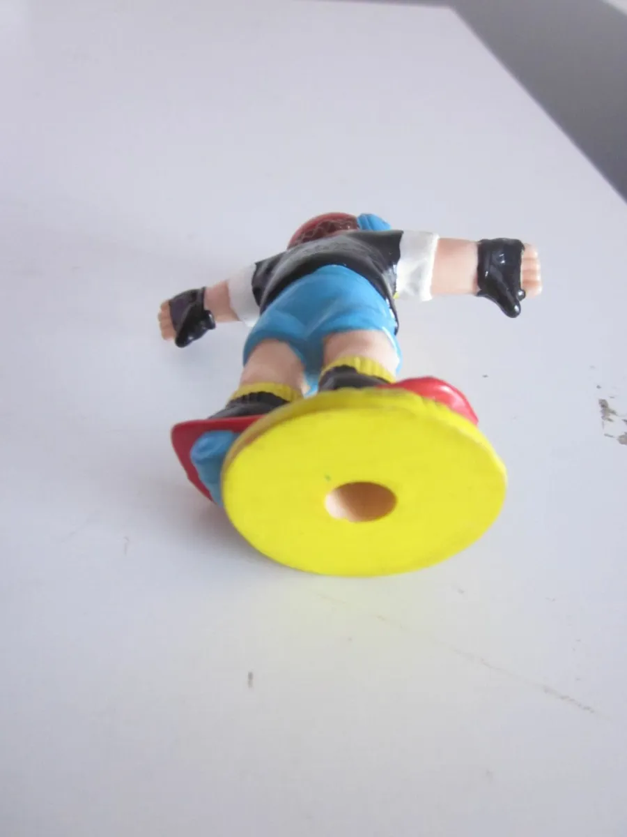 Vintage 1997 Cabbage Patch Boy/Skateboard Fig. - Image 3