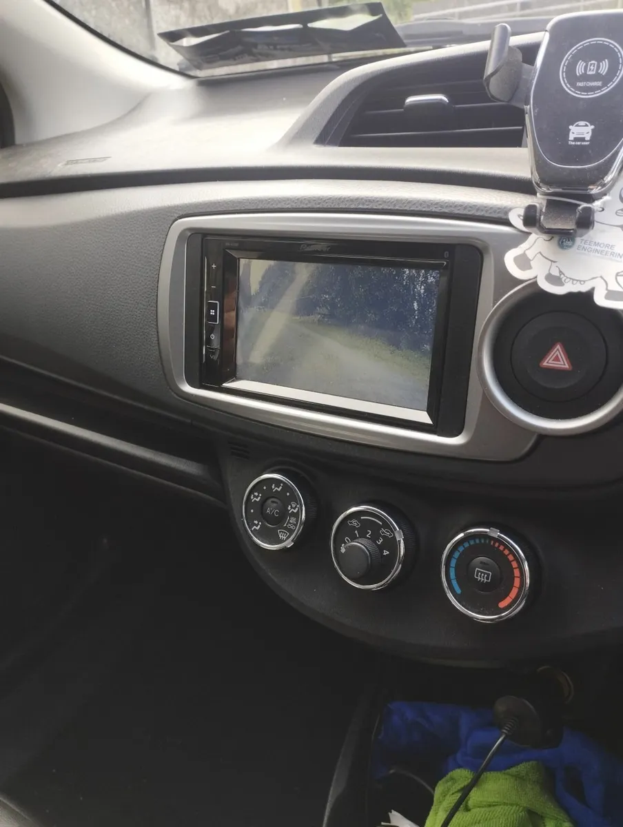 Toyota Vitz 2012 - Image 4