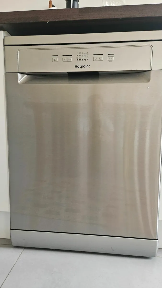 Dishwasher - Image 2