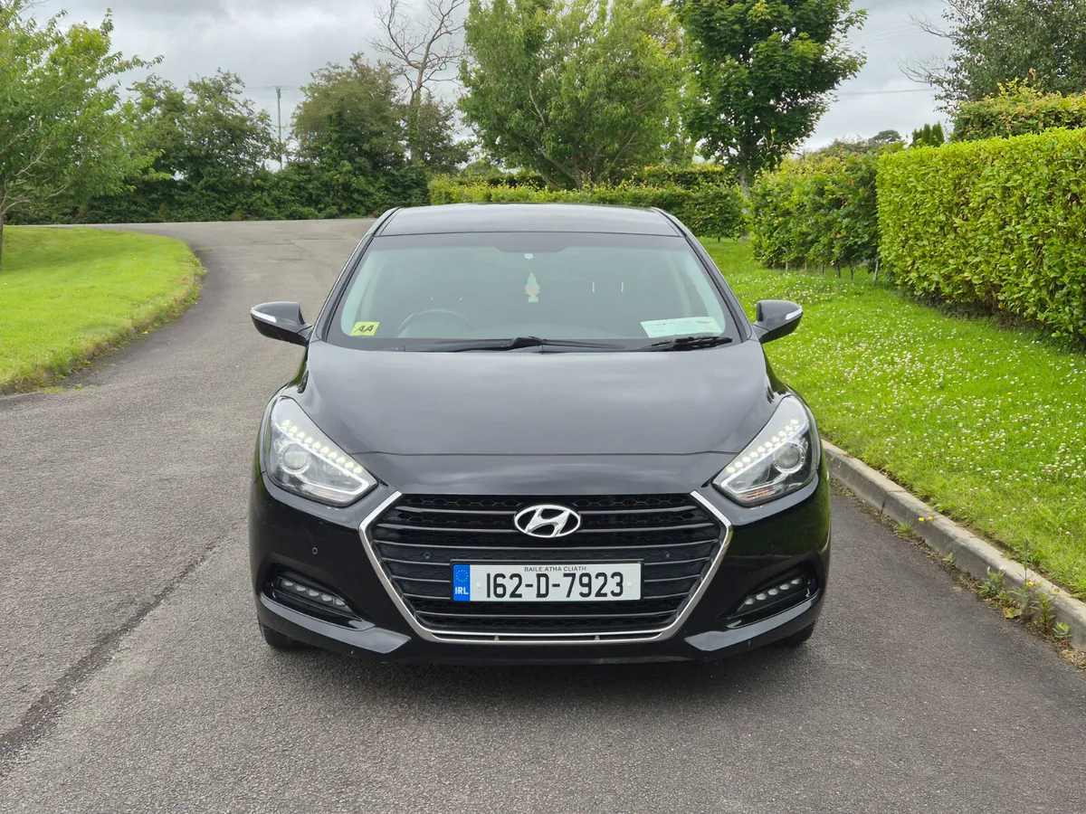 Hyundai i40 1.7 Diesel Exucutive - Image 2